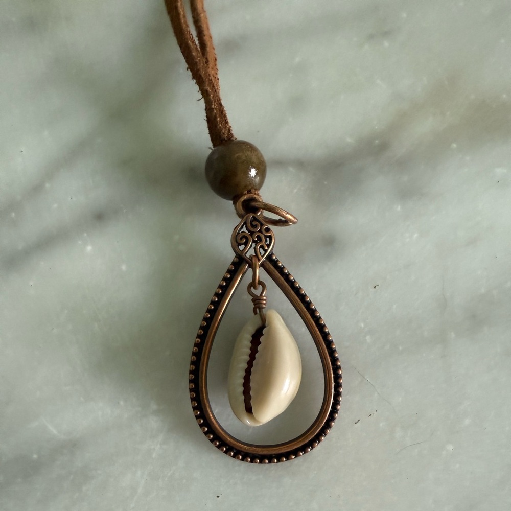 Cowrie Shell Bronze Earrings Necklace Set